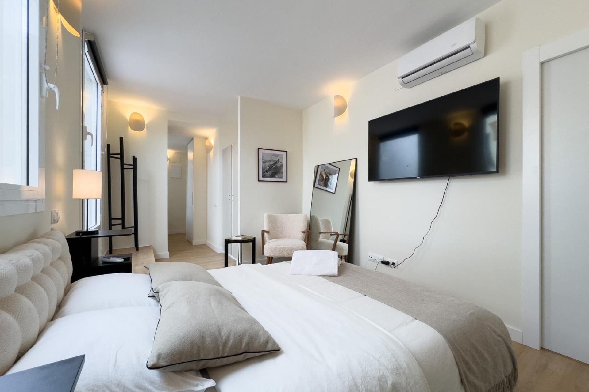 Oasis Apartments & Studios Old Town Center Барселона Экстерьер фото